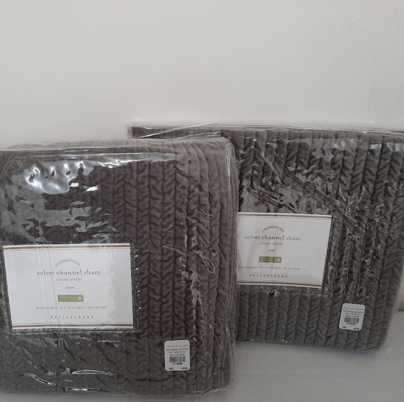 Pottery Barn Bedding Pottery Barn Velvet Channel Euro Shams Gray